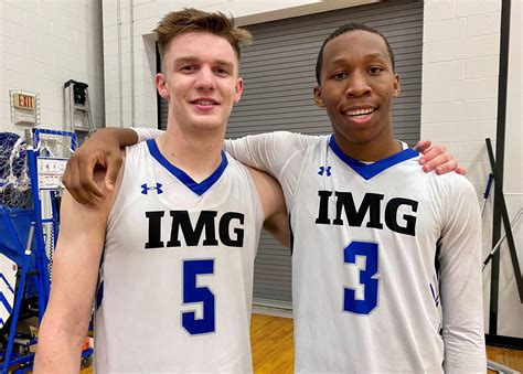 A roundup of Syracuse basketball recruiting notes to wrap the 2024 Spalding Hoophall Classic.. 