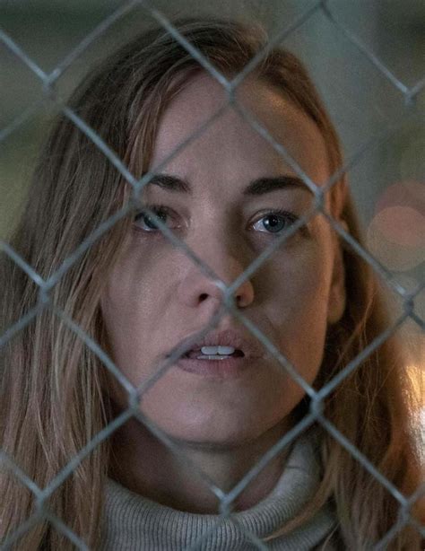 Sythe amazon.  Explore this thought-provoking dystopian narrative.  Mit »...