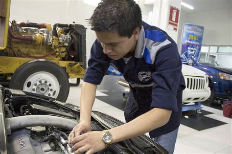 Técnico en Mecanica automotriz - Home - Facebook