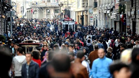 Türkiye nüfusu 85 milyon 372 bin 377 oldu - Son Dakika Haberleri