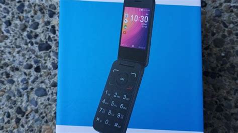 T-Mobile Alcatel GO FLIP 3 hands-on: Google Assistant and Maps make …