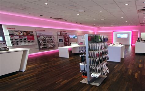 T-mobile insider. Nov 15, 2023 · In fact, the stock price of T-Mobile US Inc was trading at $147.1 on the day of the insider's recent sale, with a market cap of $170.013 billion, indicating a stable market performance. 