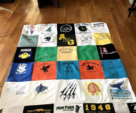 T-shirt blanket. How to prepare your shirts. 