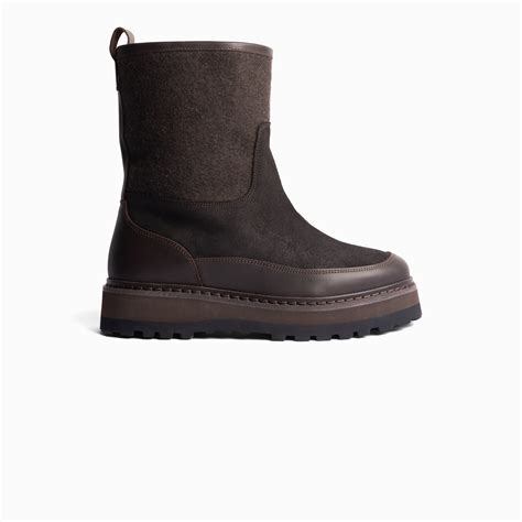 Tag/Boot - coolestguyplanet.net