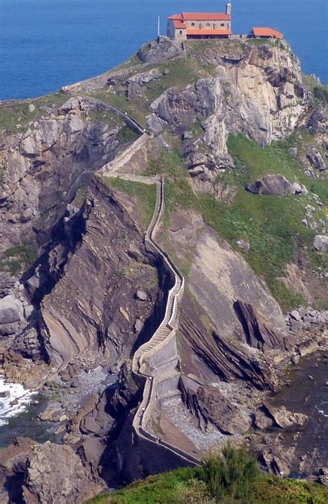 Take A Walk Along the Cliff Paths of the World! - BabaMail - balustradellc