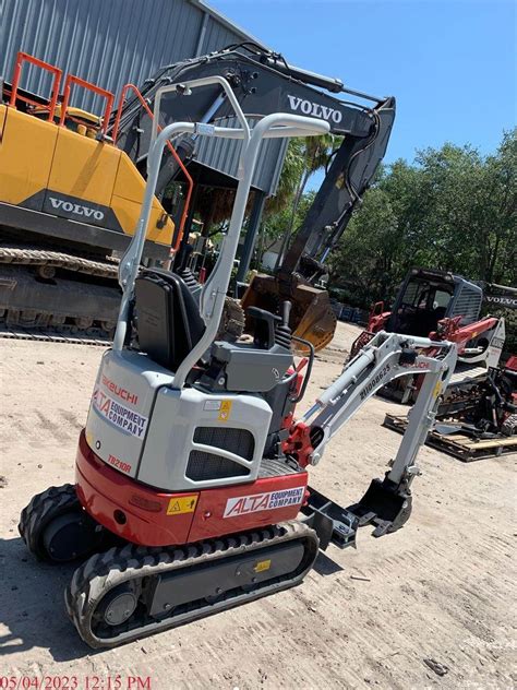 TAKEUCHI TB210R Construction Equipment For Sale