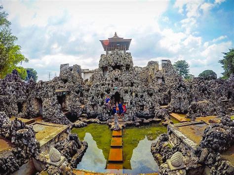 TAMAN SARI GUHA SUNYARAGI - Indonesia Travel - balustradellc