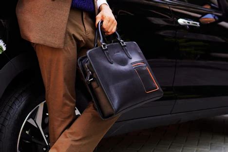 Tampil Stylish dan Profesional! 15 Rekomendasi Tas … - balustradellc