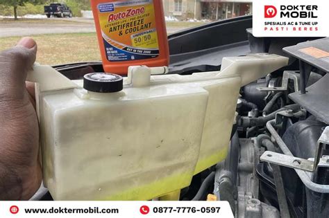 Tanda Air Radiator Mobil Habis dan Cara Mengatasinya - balustradellc