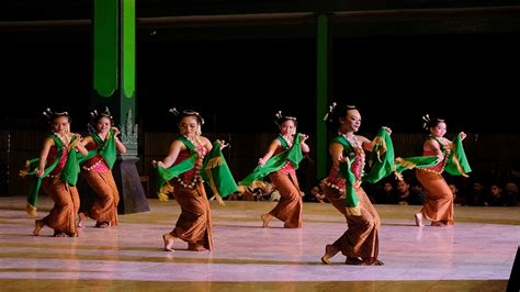 Tari Gambyong - Wikipedia bahasa Indonesia, ensiklopedia bebas - muktibox.com