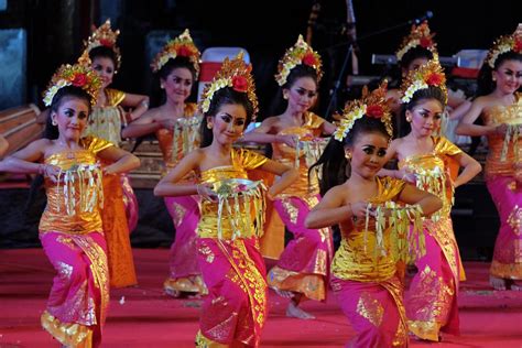 Tari Pendet dari Bali#fypシ - muktibox.com