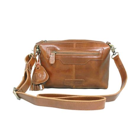 Tas Kulit Lokal Terbaik - balustradellc