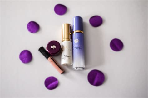 Tatcha, Armani & Patrick Ta Makeup Routine - muktibox.com