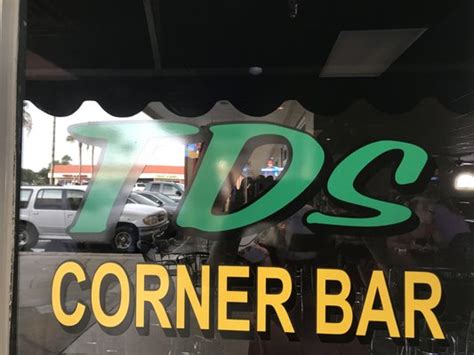 TD’S CORNER BAR - 1195 US Highway 41 ByPass S, Venice, …