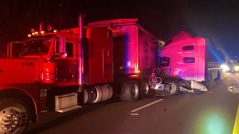 TDOT: Crash involving two tractor-trailers in Campbell Co.