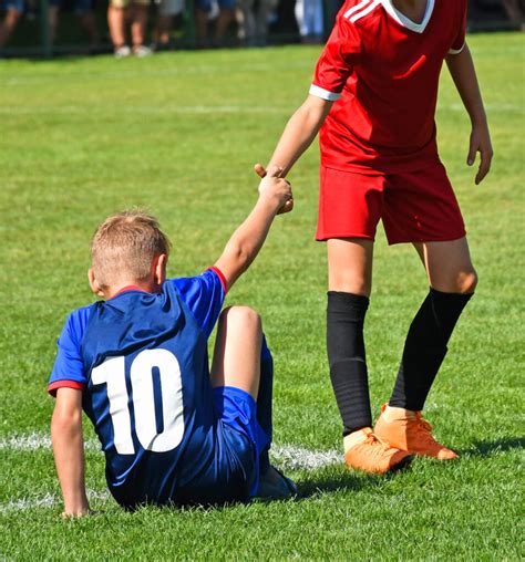 Teaching Children Good Sportsmanship - balustradellc