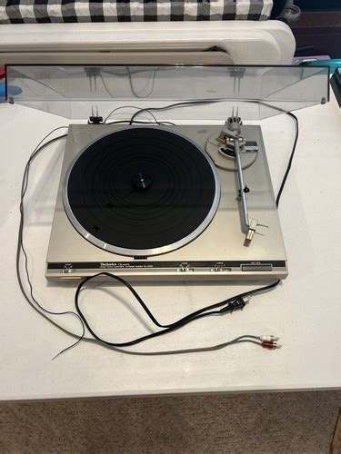 Technics SL-Q300 Direct Drive Quartz-Lock Turntable … - balustradellc