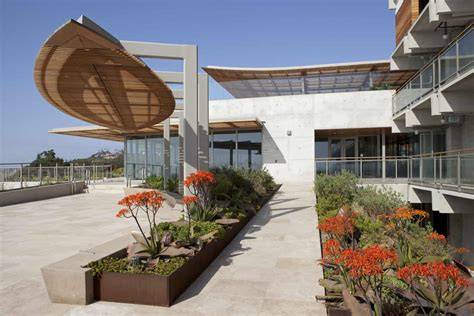 Ted and Jean Scripps Marine Conservation and Technology Facility - raincitystudios.com