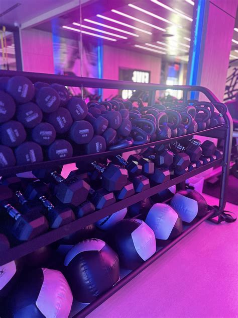 Teen Classes - The Groundlings - muktibox.com