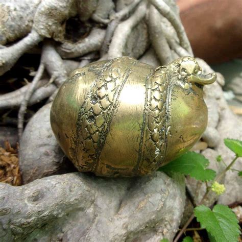 Telor kuningan naga - Shop - balustradellc