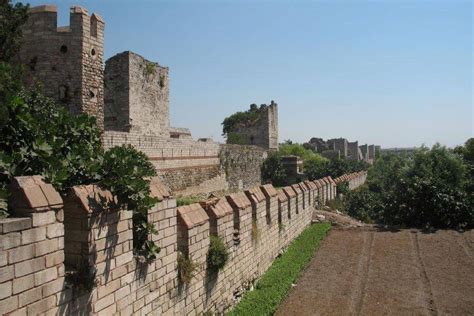 Tembok Konstantinopel - Wikipedia bahasa Indonesia, ensiklopedia … - wintechmobiles.com