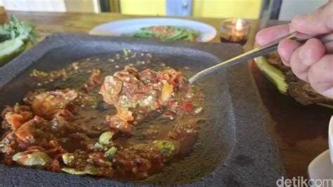 Tempat Makan Pindang dan Sambal Seruit di Jakabaring - balustradellc