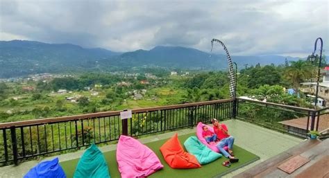 Tempat Ngopi dan Glamping di Puncak Gunung Cimande - balustradellc