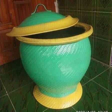 Tempat Sampah Ban Karet - raincitystudios.com