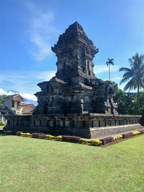 Temple Architecture styles: Javanese Architecture - balustradellc