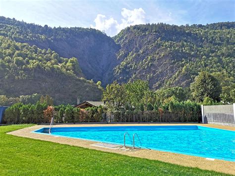 Tent Campsites in Switzerland 2026 from £26/nt - balustradellc