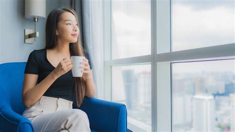 Tetap Tegar di Masa Sulit, 7 Cara Efektif Menghadapi … - balustradellc