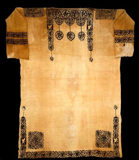 Textiles and Dress in Byzantium - austriaca.at - wintechmobiles.com