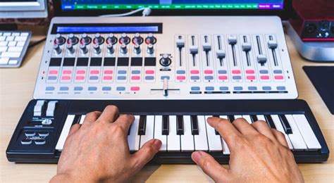 The 10 Best Beginner MIDI Keyboard Controllers 2026 - balustradellc