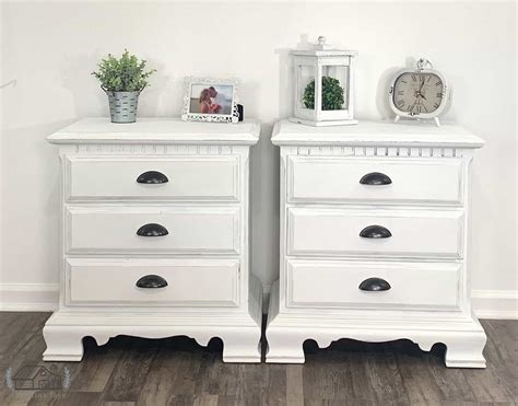 The 10 Best Furniture to Flip For Profit in Our Experience - balustradellc