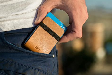 The 10 Best Minimalist Wallets For Men | Gearfork - balustradellc