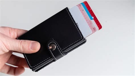 The 10 Best RFID-Blocking Wallets to Keep Your … - balustradellc