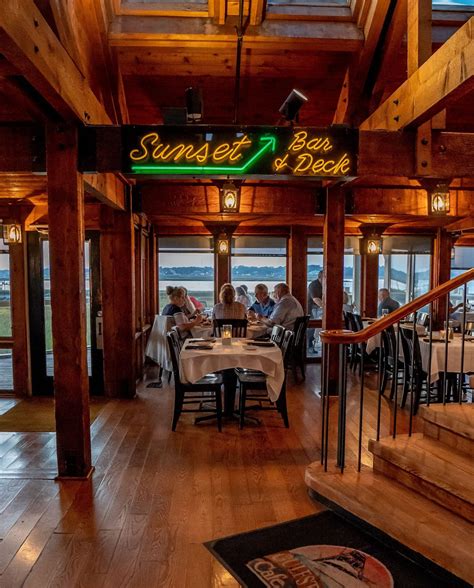 THE 10 BEST Restaurants Near The Scott Resort & Spa