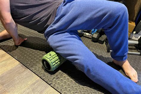 The 10 Best Vibrating Foam Rollers, Tested - Verywell Fit - balustradellc