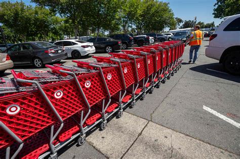 The 10 Highest Yields Among Dividend Aristocrats - balustradellc