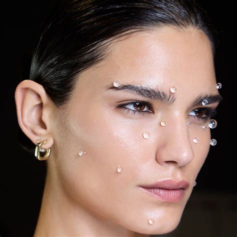 The 12 Best Drugstore Vitamin C Serums to Shop in 2025 - balustradellc