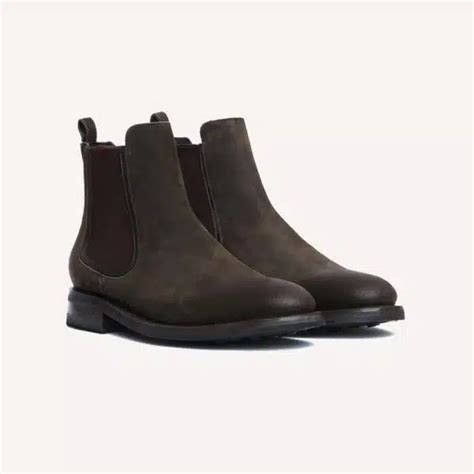 The 12 Best Men’s Slip-on Boots for the Modern Gentleman - balustradellc