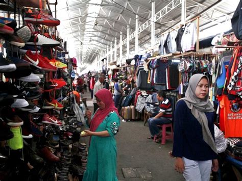 The 13 best flea markets in Jakarta - Wanderlog - balustradellc