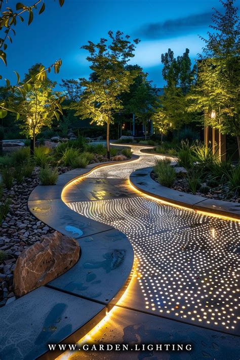 The 15 Best Contemporary Landscape Lights | Houzz - balustradellc