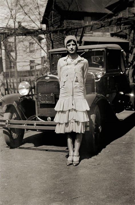 The 1920s Flapper Style Revolution - Fashion Up Today - wintechmobiles.com