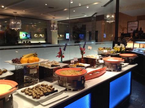 THE 5 BEST Buffet Restaurants in Brampton - Tripadvisor