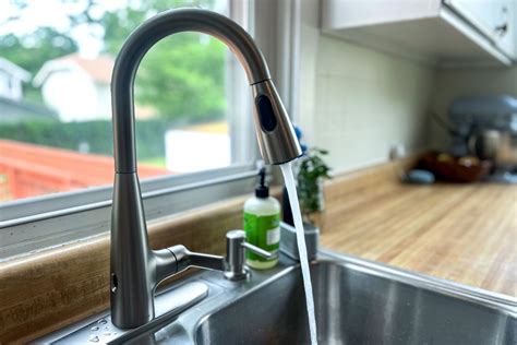 The 5 Best Touchless Kitchen Faucets, Tested by BHG - balustradellc