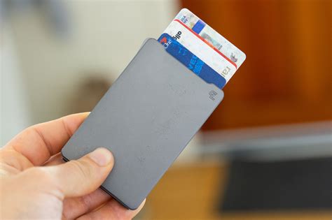 The 6 Best Minimalist Wallets of 2025 | GearJunkie Tested - balustradellc