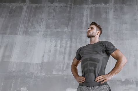 The 7 best men's workout shirts in 2026 - Business Insider - balustradellc