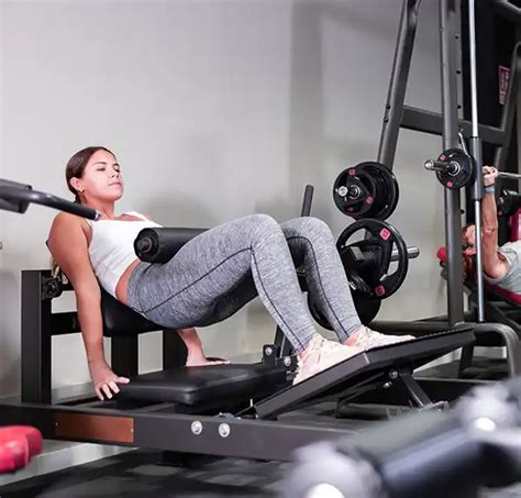 The 8 Best Gym Machines For Glutes | Best Glute … - balustradellc