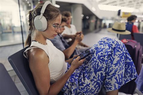 The 8 best noise-cancelling headphones for flying 2024 - balustradellc